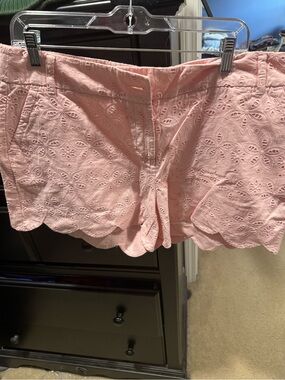 crown & ivy Pink Eyelet Scalloped Hem High-Rise Shorts